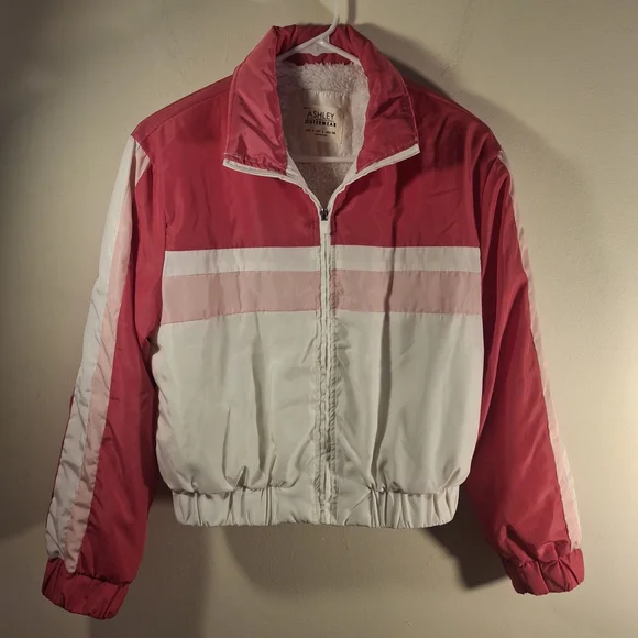 NWT Ashley By 26 International Women's Pink & White Bomber Jacket Size S - Picture 1 of 10